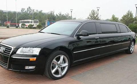 全球仅两台，800万的珍藏版奥迪A8L，一台却出现在广西山村