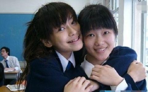 当红女星素颜照，赵丽颖太土，李小璐惨不忍睹，贾乃亮真有勇气