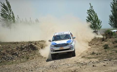 丰田“小普拉多”即将来袭