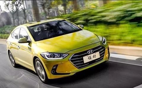 上个月, 宝骏310把速腾、宝来、福睿斯干倒了!！