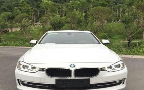 宝马320的车主都是哪些人？为何总说开这车的人是假土豪？