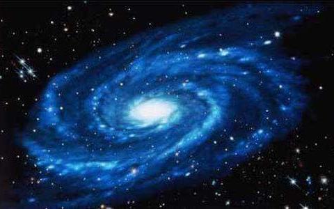 430万倍太阳质量，直径4400万公里，银心黑洞终...