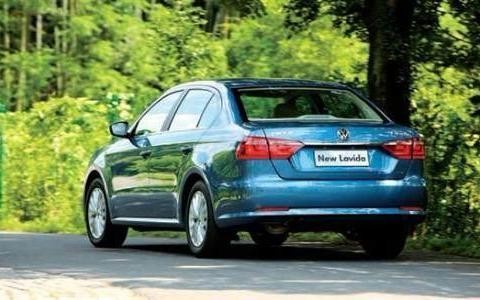 全世界销量第一的车, 13万就能买到, 性能内饰上丝毫不输凯美瑞