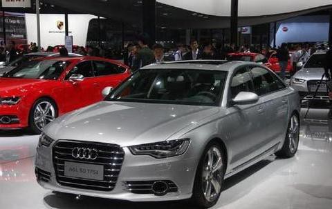 宝马5系最怕的C级车,可以进来看看这篇文章