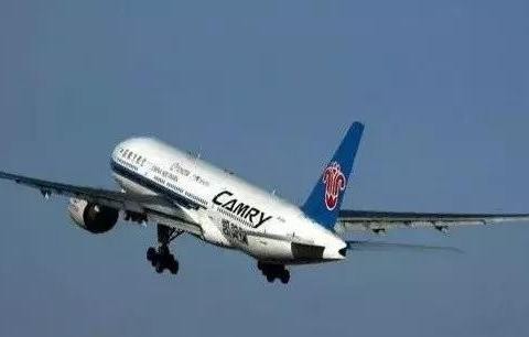 “故伎重演”的包机举动，第八代凯美瑞还能再现当年神勇吗？