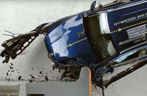 2018年汽车安全测试，起亚这款车这么丑，没想到成绩这么好