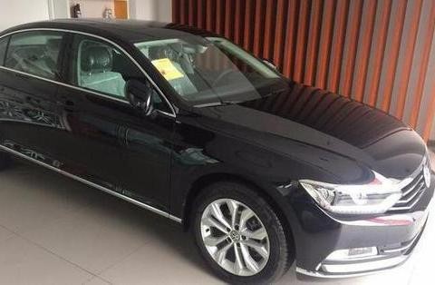 老司机选车从迈腾开始，在凯美瑞结束，从价格配置动力分析两台车