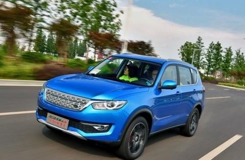 五粮液砸25亿造SUV，只卖6万，网友：可以酒驾吗？