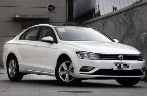 德系高颜值轿跑再升级，2.0T发动机，14万起售怒怼本田思域！