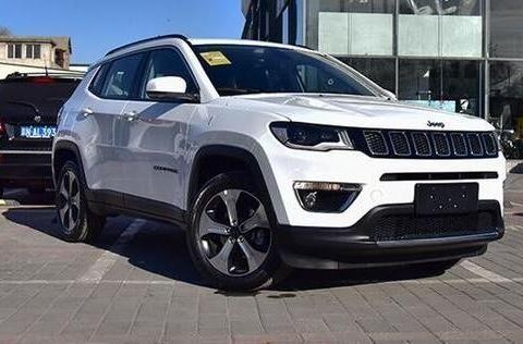 JEEP指南者新款合资配四驱    16万起