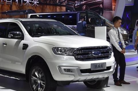 冠道，汉兰达的天敌，全时四驱，后排放倒能当床！