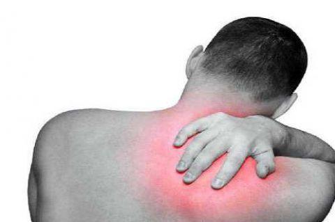 45岁男子右肩膀疼痛,确诊肝癌后崩溃,医生说2