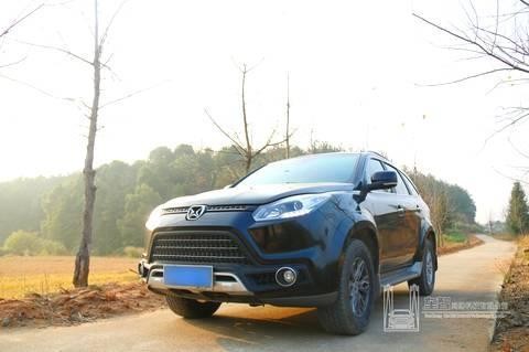 硬派SUV之争，驭胜S350与揽福哪个更霸气？看看网友怎么说