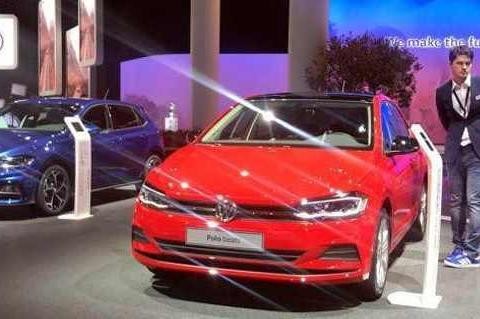 飞度宿敌惊艳归来，内饰带上奥迪味道，不减配7万必成爆款