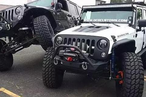 土豪花20万美金爆改吉普牧马人，让每一个男人都直流口水！