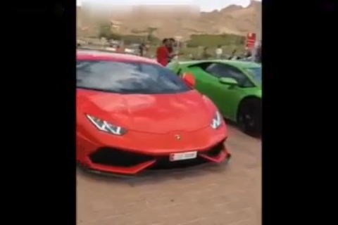 豪车大集合,看看富豪的生活,各种法拉利劳斯莱斯跑车你看都没看过