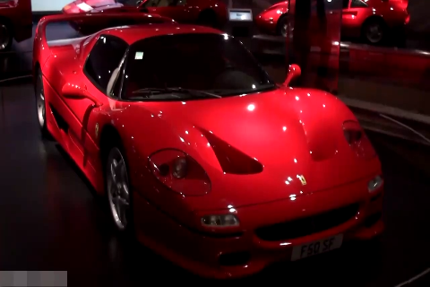 很少有人坐过这么快的过山车简直就是过山车中的超级跑车