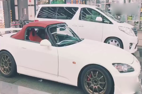 本田S2000跑车