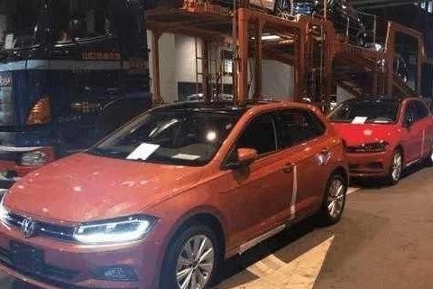 国内首台全新大众POLO到店，颜值不输高尔夫