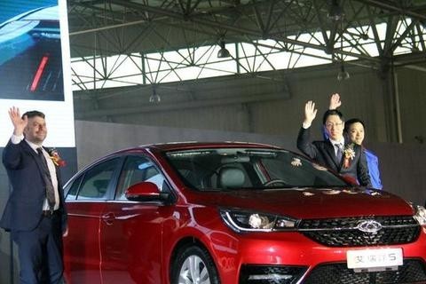 我买了艾瑞泽5后被邻居嘲笑疏远 我做了一件事情后关系很融洽