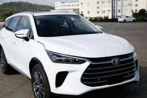 比亚迪换车标颜值帅炸，百公里加速3.9秒，16万起力压魏派VV7