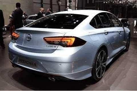 还买啥帕萨特，这款17万起，颜值秒杀大众CC，比奥迪A3帅气！