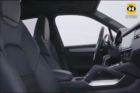 SUV速度之王！全新2019款保时捷卡宴