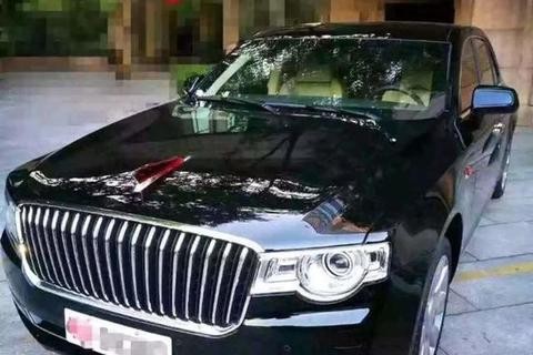 红旗L3实车曝光，怒怼奥迪、宝马等一票豪车！迈巴赫也慌了