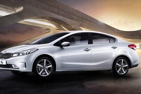 海外版起亚K3惊艳上市，内饰精致，价格才八万！