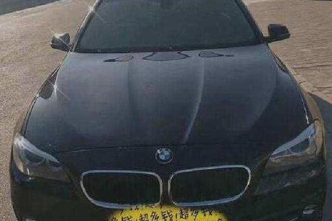 8万买辆宝马5系，自以为捡到宝，修车师傅拆下了12个定位器