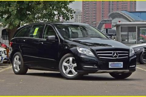 最丢脸奔驰! 全系进口, 车长5米1, 还是6座, 少10万也没人要!