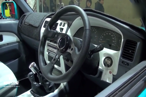 日式小清新风格 改装丰田SUV内外实拍