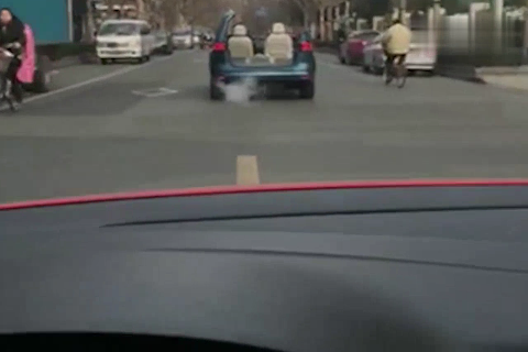 哥们你这车是在哪里买的，SUV敞篷车