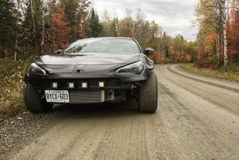 很协调 丰田86改装成越野版