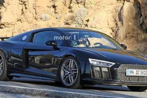 全新奥迪R8路试谍照曝光 尾部设计有变/或为R8 GT?
