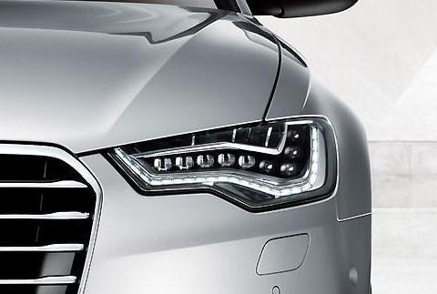 换代后更火的豪华轿车, 一天卖出750辆, 奥迪A6L冠军宝座悬！