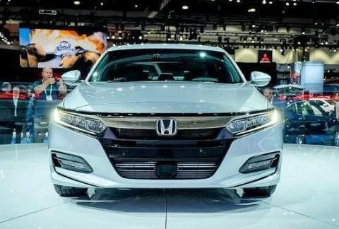 国产版第十代雅阁明年上市! 轴距超大众帕萨特力压丰田凯美瑞