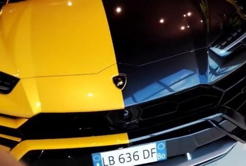 首台双色兰博基尼SUV到店，颜值爆表