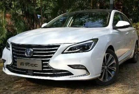 长安真拼！新车比大众CC上档次，9万售价让思域只想哭