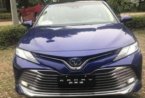 首提第八代凯美瑞车主行驶半个月1000公里后 直接将车开入4S店