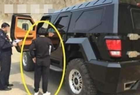 一大姐开它去上牌！车管所愣没见过，加次油2000块，有钱都怕了