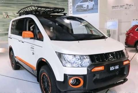 三菱全新高颜值MPV，2.2L配四驱，9万起奥德赛宝骏730得哭