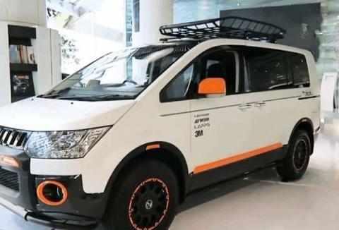 三菱新MPV惊艳亮相，家用又能越野，扣着“面包”壳子的帕杰罗