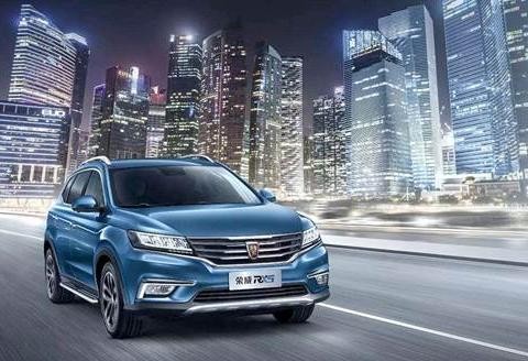 起亚KX5 DLX与荣威RX5的1.5顶配怎么选？