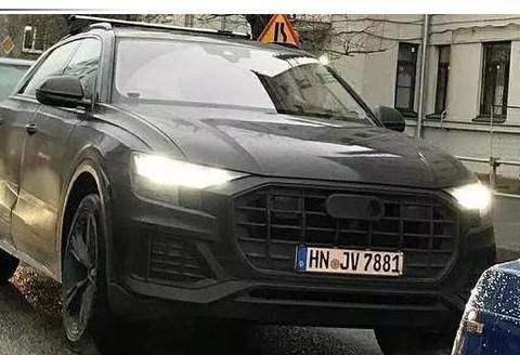 全球首台量产奥迪Q8挂牌上路，与兰博基尼同平台打造，仅70万起