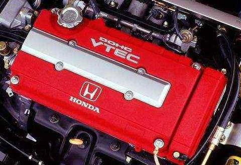 十代雅阁终于到店，无缘2.0T 10AT，十代雅阁还能吊打凯美瑞吗？