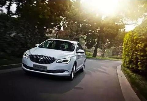 别克又降价了，为了市场这是真拼了，起售不到10万，比卡罗拉漂亮