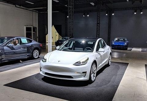 特斯拉再度推迟Model 3产量预期