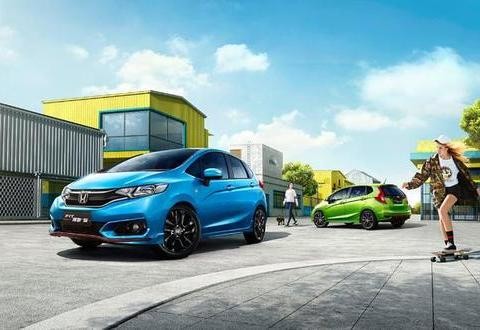 长得帅跑得快，空间超大，油耗5.3L，售价7.38-10.28万元！