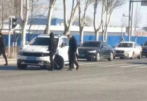 目前最火的中国汽车品牌是那个？